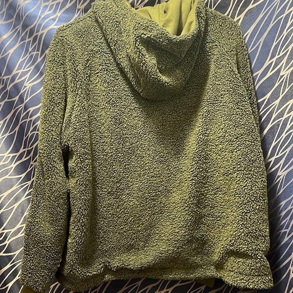 NWOT! Nike Sherpa Hoodie - Picture 5 of 7